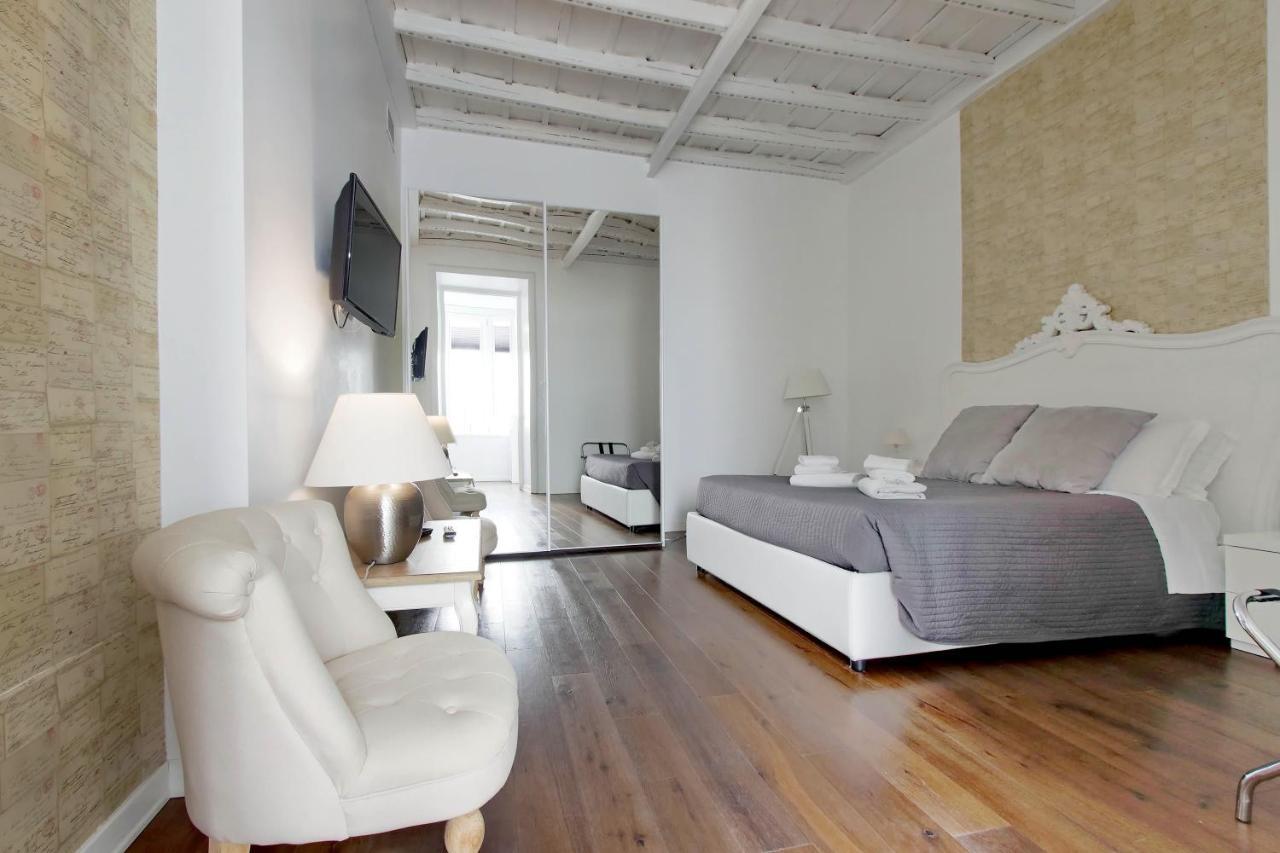 Beautiful Apt Camilla 30 Mt From Piazza Di Spagna Apartment Rom